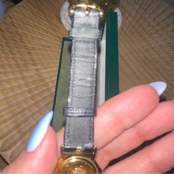 Vintage Gucci Leather Watch ⏱️ - Picture 6 of 6
